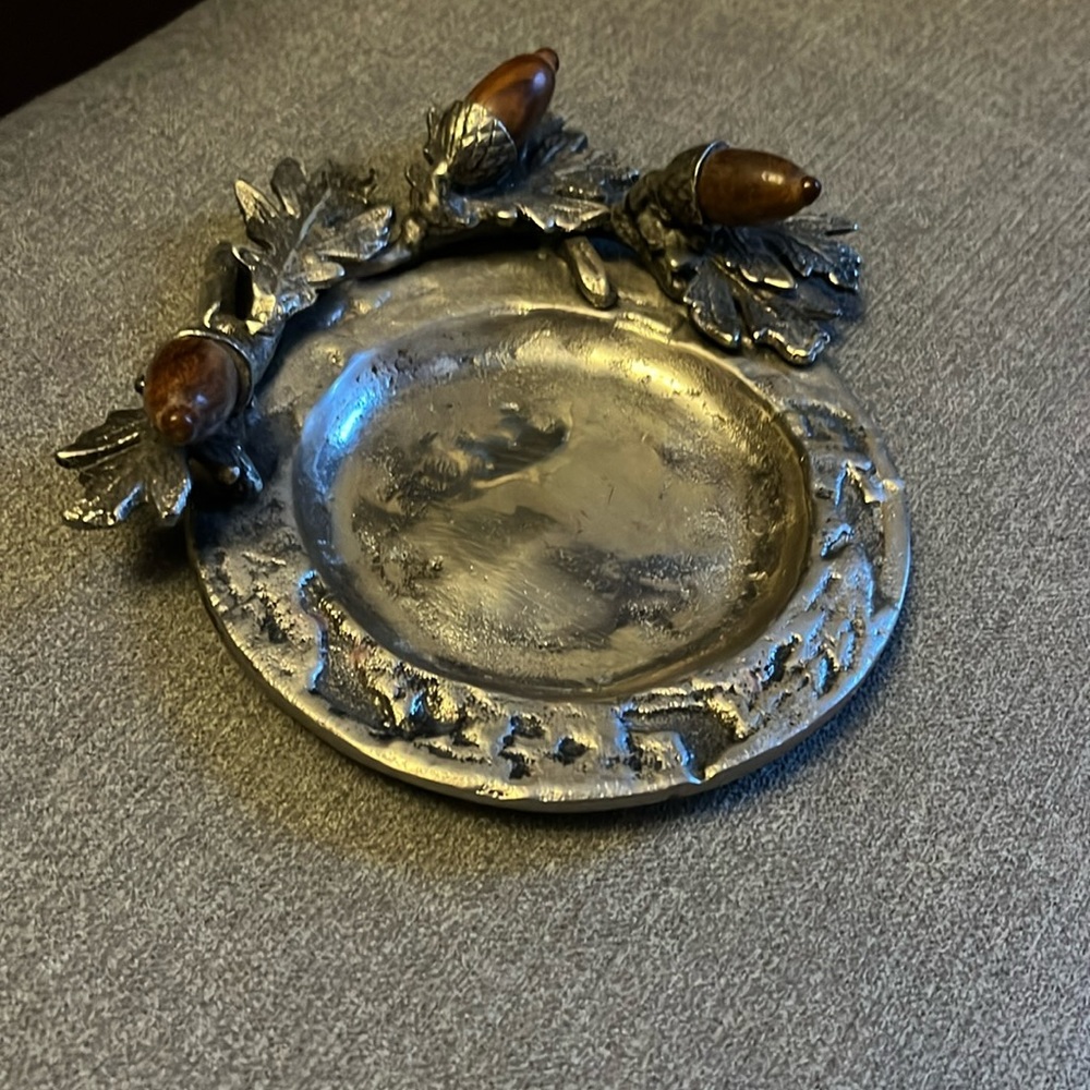Mud pie acorn, silver dish